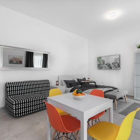Apartment Tara & Ana Pula Bagian luar foto