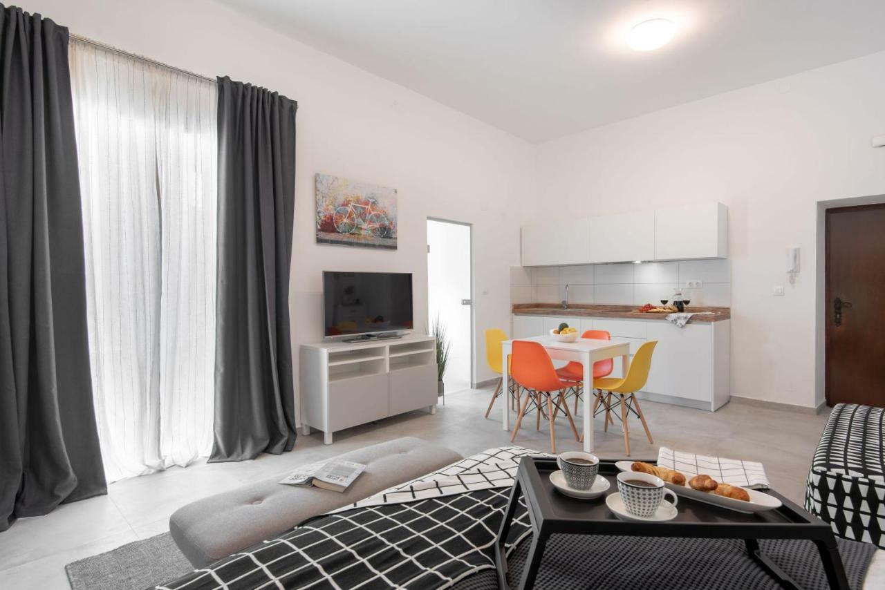 Apartment Tara & Ana Pula Bagian luar foto